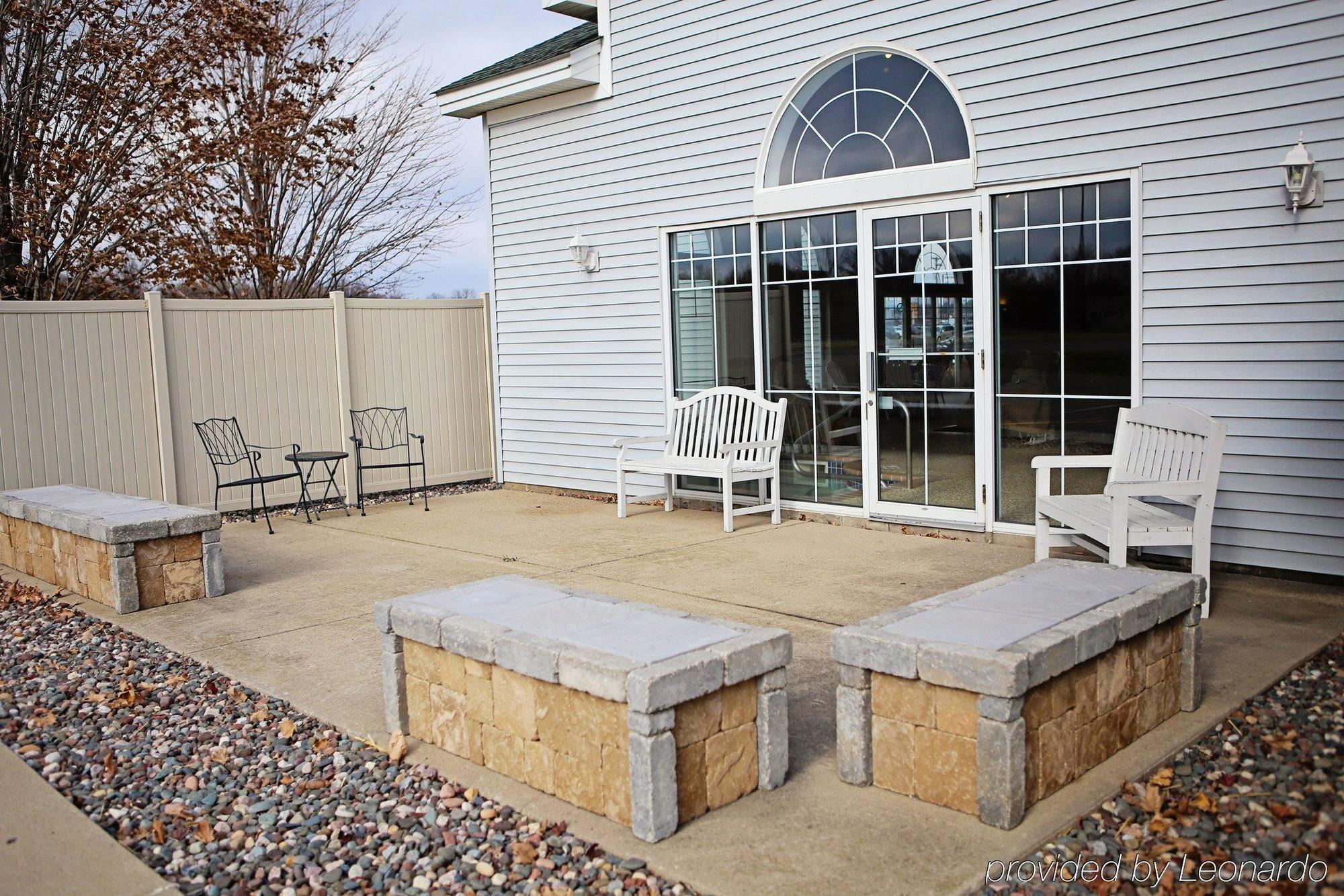 Country Inn & Suites By Radisson, Buffalo, Mn Εξωτερικό φωτογραφία